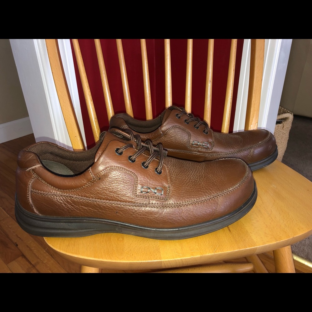 Nunn Bush men’s Cam Moc Toe Oxford Cognac Leather